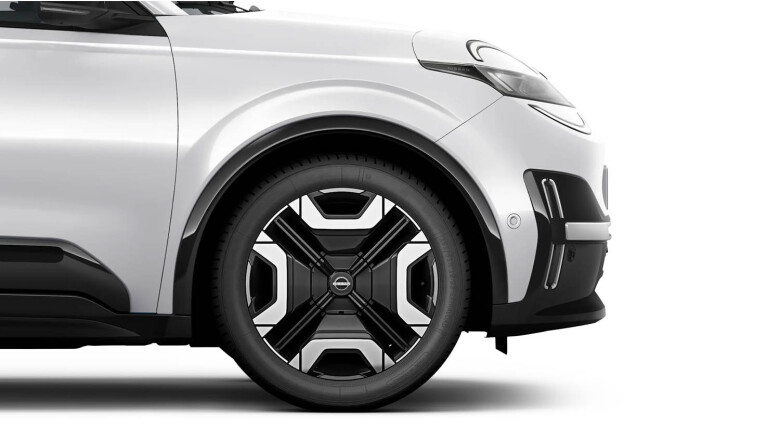 Nissan Micra 110kW Advance 52kWh 5dr Auto Electric Hatchback